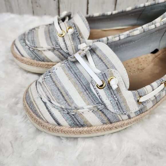 St. John's Bay Payne Flex Form Striped Flats Blue White Size 9 - Picture 5 of 10